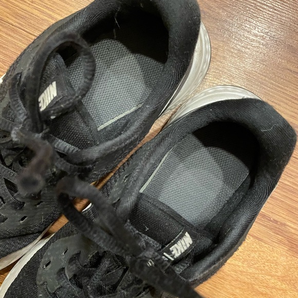 Nike Sneakers, Youth - Picture 4 of 5